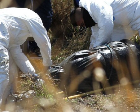 Откриха 18 торби с човешки останки в Мексико