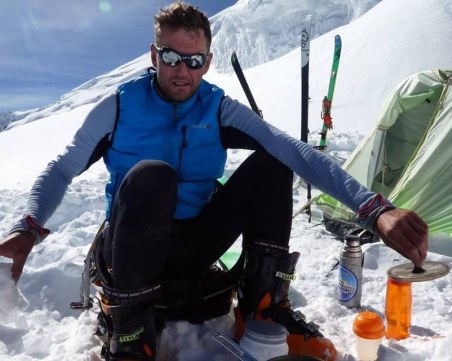 Загиналият български алпинист Иван Томов не трябвало да нощува в Лагер 4