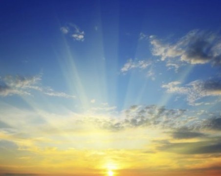 Днес южнякът носи лято, вторникът – дъжд! Какво време ни очаква до неделя?