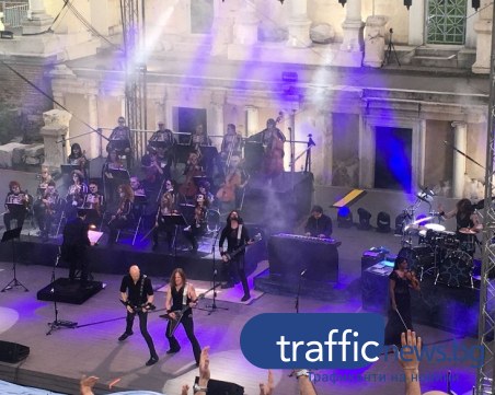 Над 3000 се подложиха на симфоничния терор на Accept