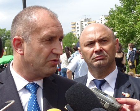 Румен Радев: Не каня магистрати вкъщи или на тайна вечеря!