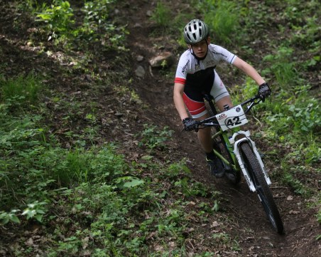 Стотици препускаха по планинските склонове в София с велосипеди