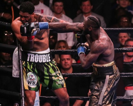 Уайлдър просна Бризийл за няма и един рунд