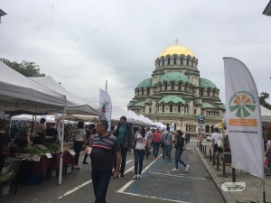Апетитни аромати и био храни събраха десетки столичани