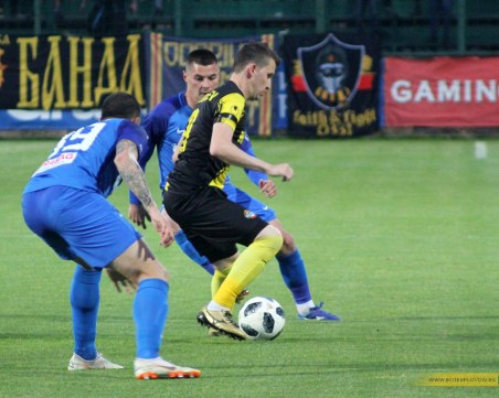 Ботев и Левски решават титлата тази вечер