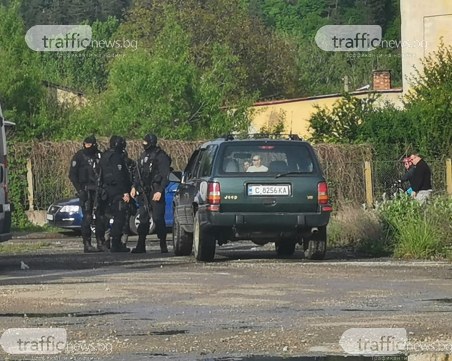 Версия: Чане  получавал информация за полицейските хайки