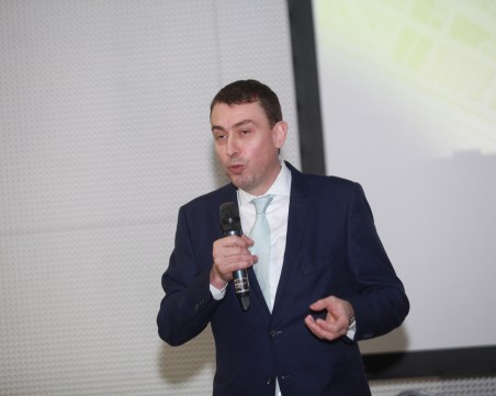 Местят националния стадион, може да е срещу Арена Армеец, има още 3 варианта