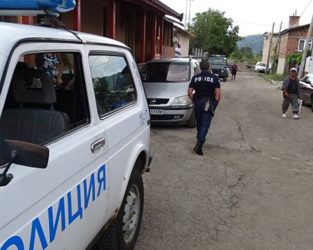 Пиян буйства, псува и удря полицай в Бяла Слатина, арестуван е