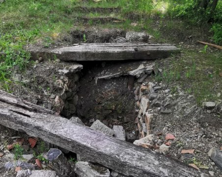 Сигнали пращат Чане от морето до Перник, но от него няма следа