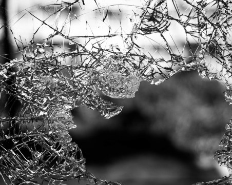 Игри на съдбата: Преди 2 г. бащата гине в ПТП, вчера майката, децата им – сираци