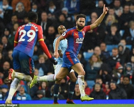 Най-красивият гол в Премиър Лийг е...