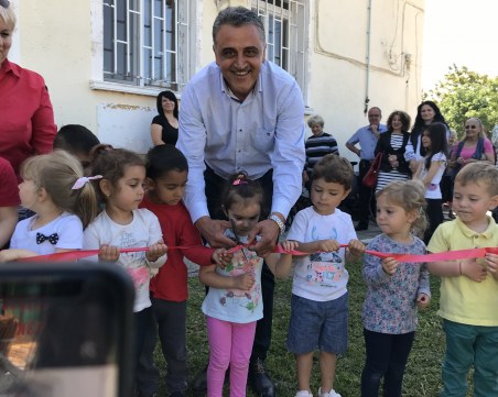 Нов и модерен детски кът радва децата на Войсил