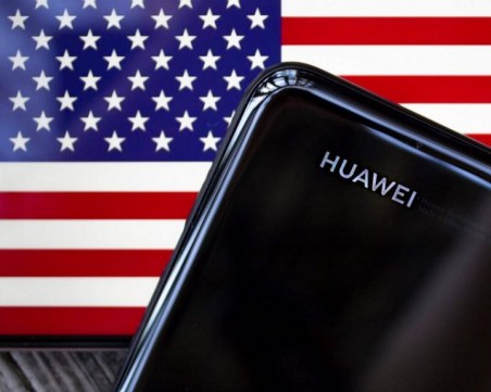 Основателят на Huawei: САЩ подценяват силата ни