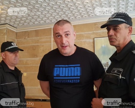 Синът на Венци Караджов се сдоби с досие, баща му: Осъден съм със скалъпени показания