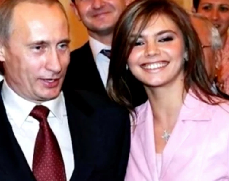 Путин стана баща на близнаци! Алина Кабаева роди момченца