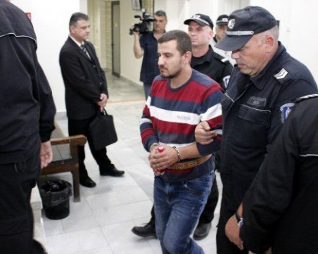 Мъжът, опитал да убие бившата си жена, съжалявал