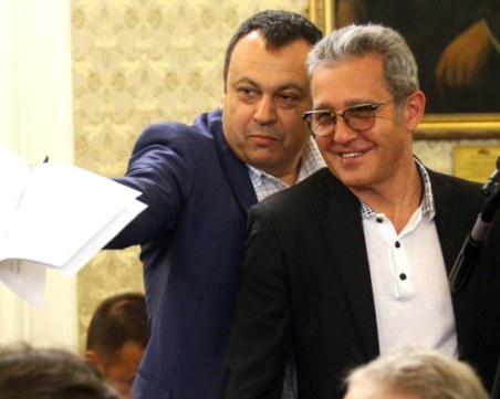 ДПС доволни, трети са и са били националистите