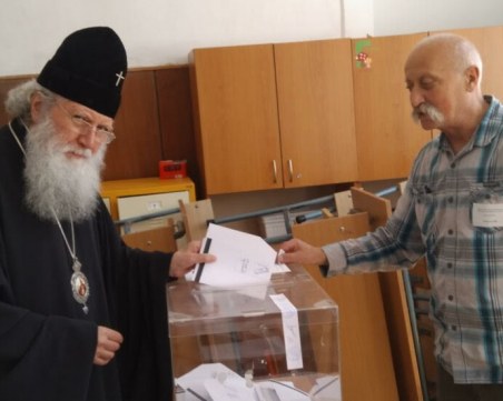 Патриарх Неофит гласува за Европейски парламент
