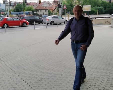 Томислав Дончев за слабата активност: Слънчев ден, почивни дни!