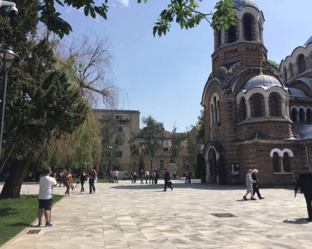 Параграф 22 с ремонта на Графа, приключил, но само на хартия