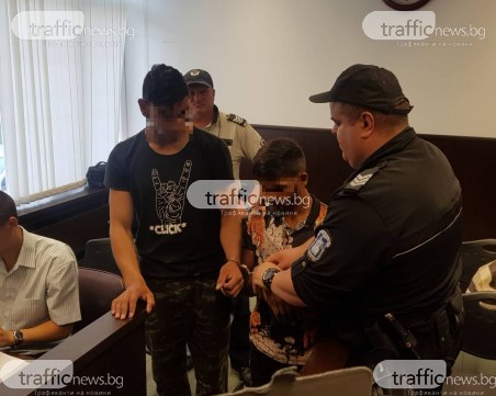 Брутално убийство: Непълнолетните роми скачали върху главата на мъжа в Асеновград