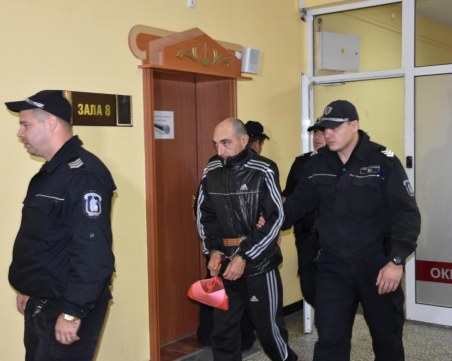 Двойният убиец от Горни Дъбник ще лежи 26 г.