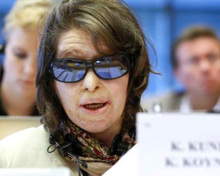 Можеш да почистиш дома ми… Скандален пост за Костадинка Кунева взриви Гърция