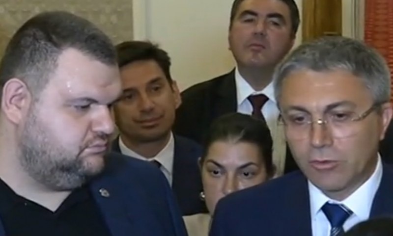 Пеевски избра България пред Брюксел