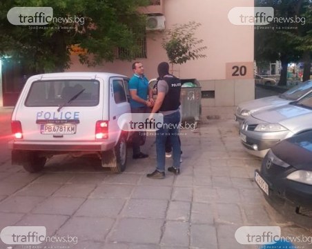 Доведоха Ральо Ралев с белезници в 