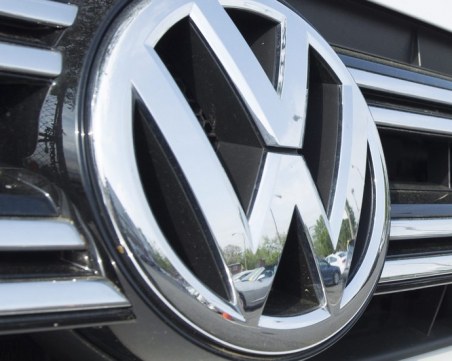 Правят завода на Фолксваген в община 