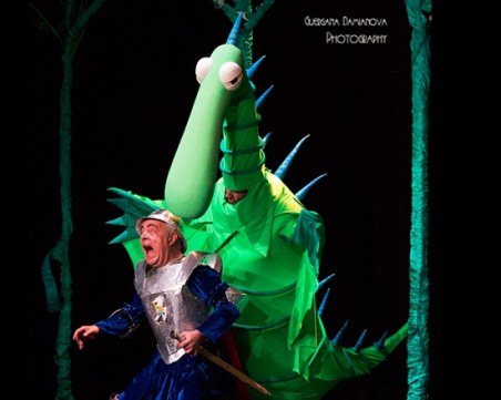 1 юни - перфектен ден да подарим на детето си театър