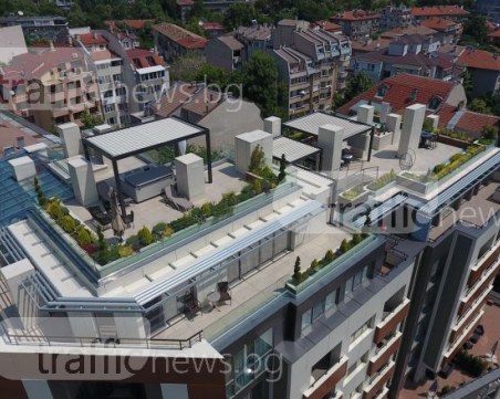 Апартаментгейт в Пловдив? Чий е апартаментът на последния етаж на Royal Hill ?