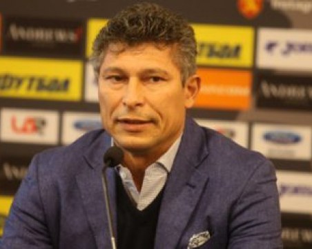 Балъков освободи двама от националния отбор