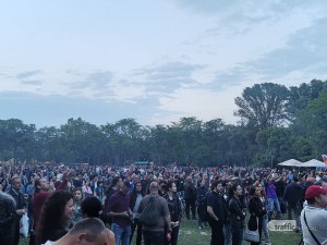 Хиляди се събраха на концерта