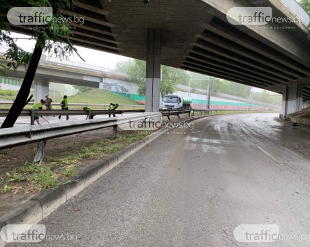 Потопените невралгични точки в Пловдив – отводнени! Сега ги метат и мият