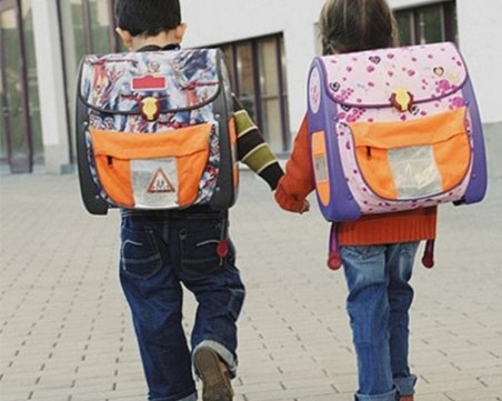 Родители в истерия: Обявяват днес класирането на първолаците в София