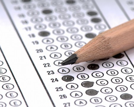 Четвъртокласниците от Смолян, София и Варна – първенци на матурите