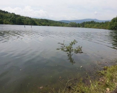 Язовирът край село Тутраканци преля, евакуираха хората от 9 къщи