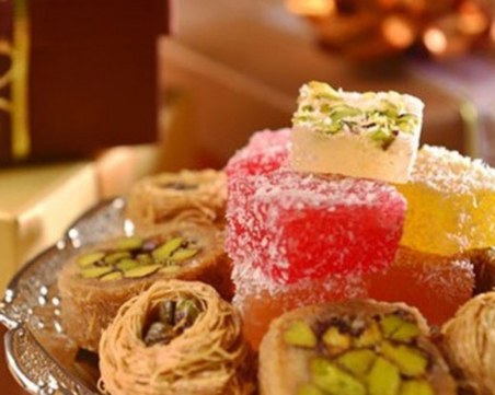 Мюсюлманите празнуват Рамазан Байрам