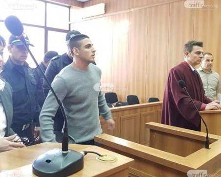 Съдът решава днес съдбата на разбивача на банкомати Евгени