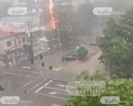 Само за 24 часа: 100 000 мълнии паднаха в Югоизточна Европа