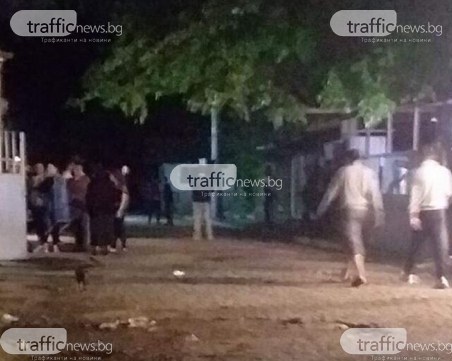 Зверско меле между роми в Пловдив! Над 300 души са се събрали в Столипиново