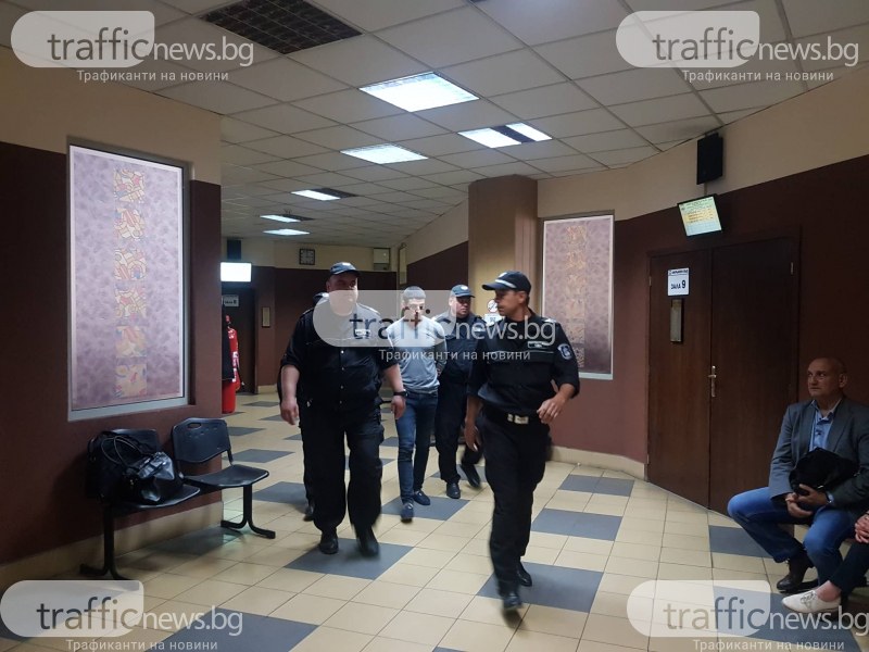 6 години и 8 месеца затвор за Евгени, който взриви банкоматите в Пловдив и София