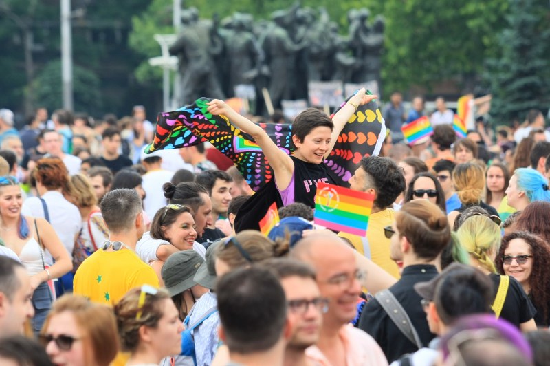 София Прайд – издание поредно. ЛГБТИ маршируват, обществото негодува!