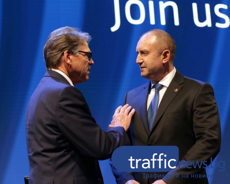 Радев си поговори с Рик Пери и призова 