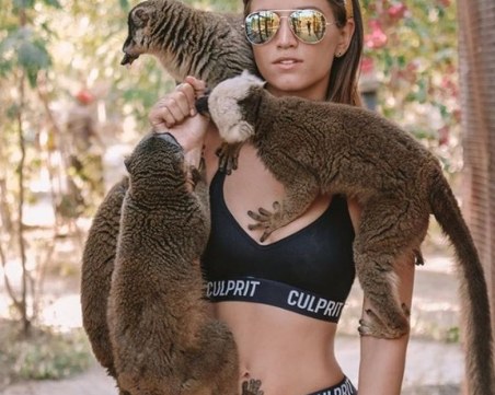 Тя е само на 21 години, а е пропътувала всичките 196 страни в света!