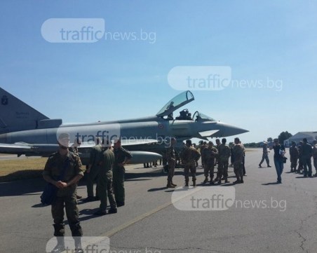 Празник в авиобаза Граф Игнатиево! Обявиха открит летателен ден