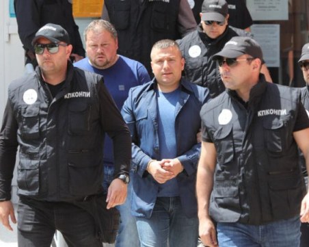 Протест брани кмета на Божурище, той обеща пак да се кандидатира