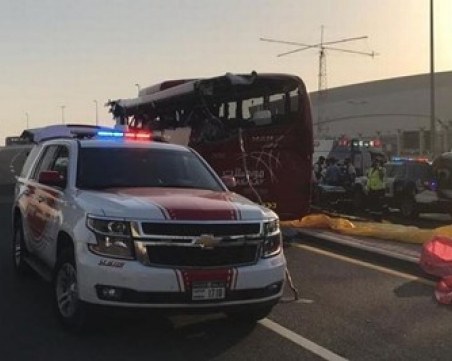17 души загинаха при тежка катастрофа край летище в Дубай