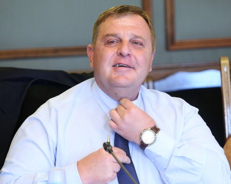 Каракачанов размишлява: Шансът 